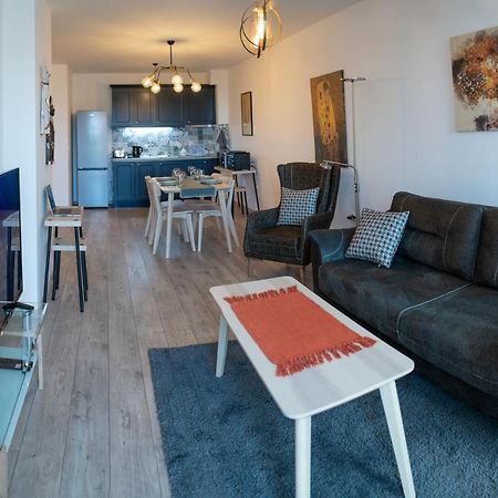 Mali Apartment Варна Екстериор снимка